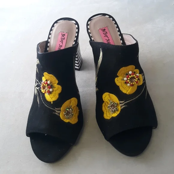 Betsey Johnson BARROW beaded Floral Slides Mules 7 - Picture 3 of 5